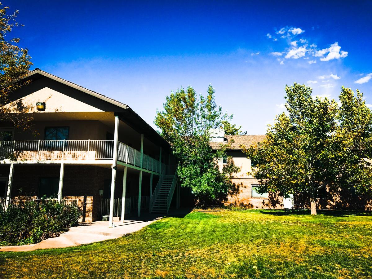 Zion Suites Of Hildale Exterior photo